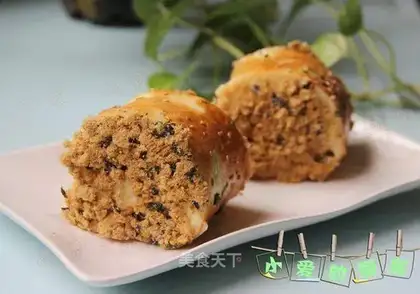 Seaweed pine rolls