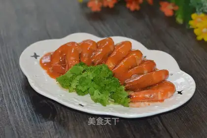 Tomato sauce, shrimp