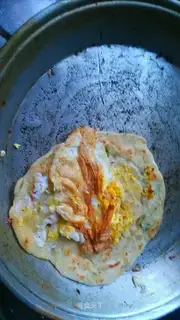 Hand grab cake