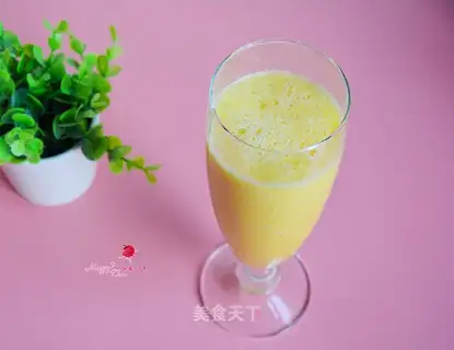 Champagne orange pear juice