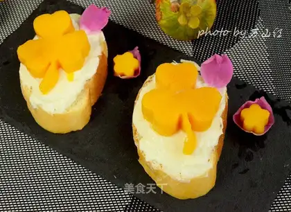 Mango cheese sandwich