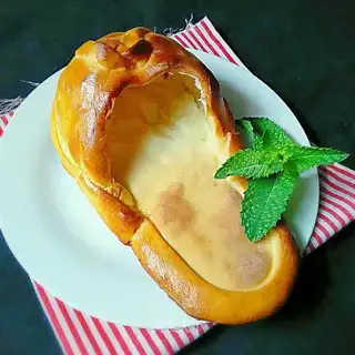 Shoes bread