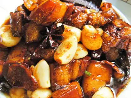 Garlic meat