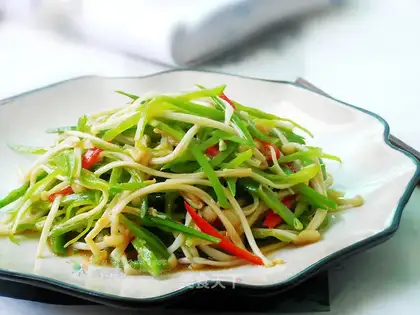 Golden mushrooms with Dutch beans