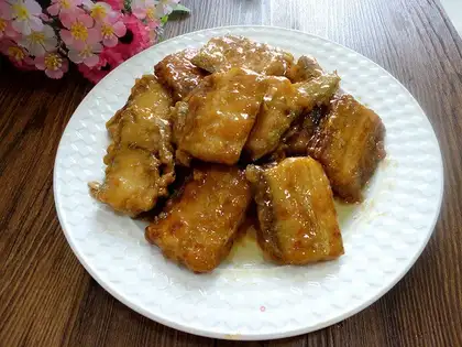 Red-fried fish