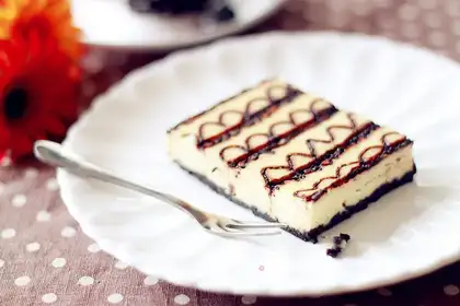 Lacey cheesecake