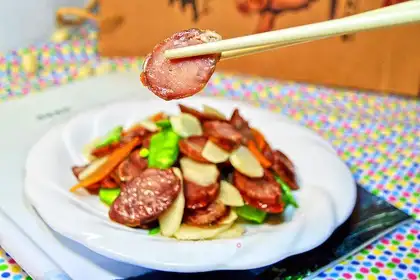♪ Time-made sausages ♪