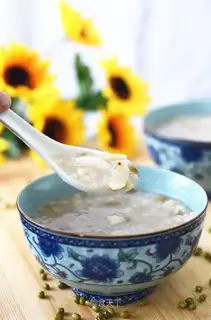 Lily green bean congee