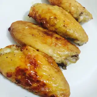Roasted chicken wings