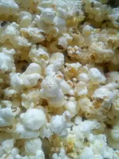 Cream of iced popcorn