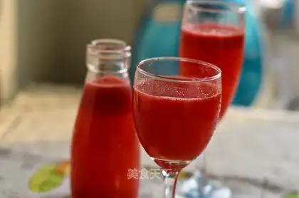 Cool watermelon juice