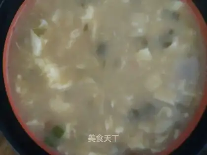 Chicken-legged mushroom-ball soup