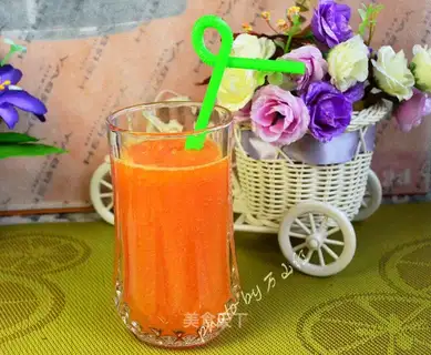 Pure papaya juice