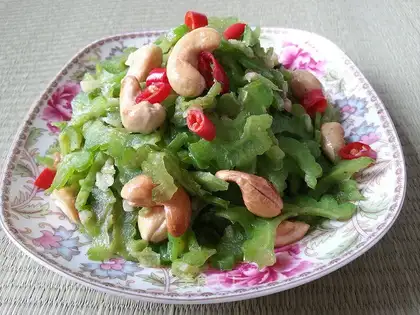Cashew nuts