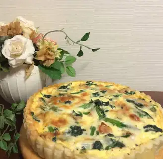 Spinach bacon pie