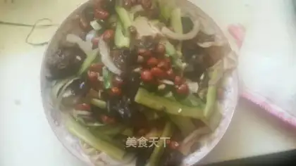 Blackwood with bean peel