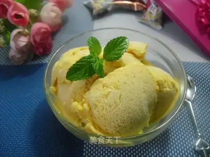 Mango ice cream