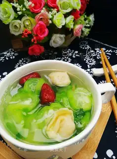Seafood melon soup