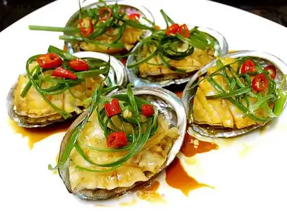 Vacuate the abalone