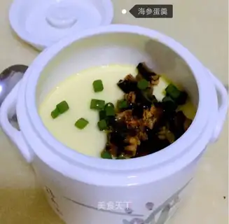 Sea cucumber steamed eggs