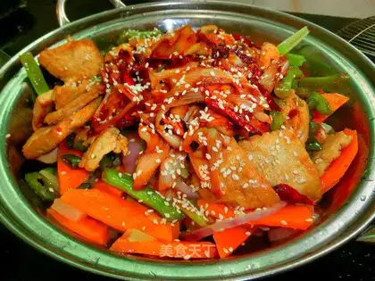 Spicy shrimp from a dry pot