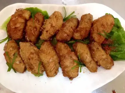 Hot chicken wings