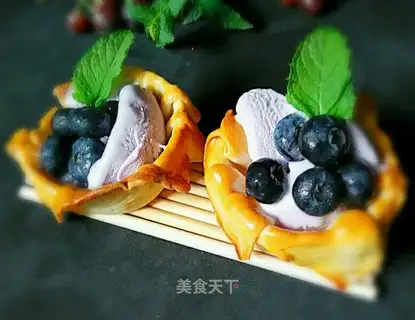 Blueberry ice cream