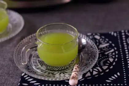 A melon with ginger honey