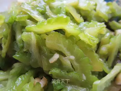 Garlic bitter melon