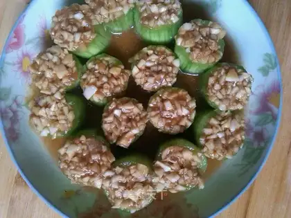 Garlic silk melon