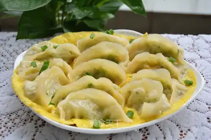 Eggskin dumplings