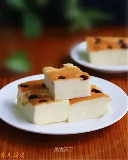 Cranberry yogurt cake