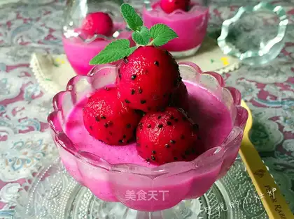 Flamingo pudding