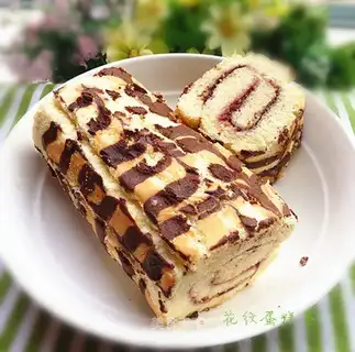 Cake rolls