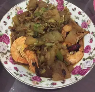 Seameat toads and shrimp