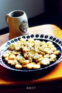 Vanilla sesame cookies