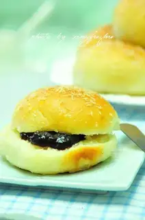 Coconut bread