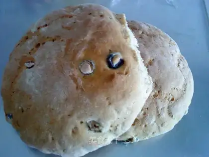 olive bean rye bread