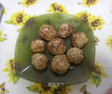 Creative sesame meatballs