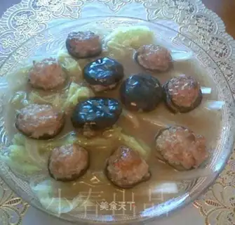 Stuffed meat with mushroom