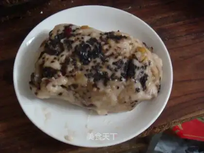Red dates glutinous rice cake