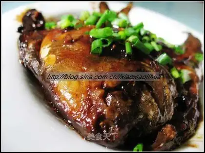 Braised pomfret
