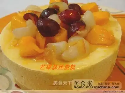 Mango mousse cake