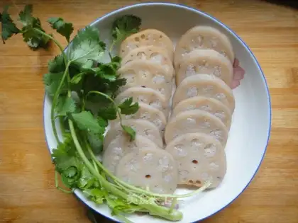 Grape glutinous rice lotus root