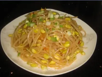 Cold soybean sprouts