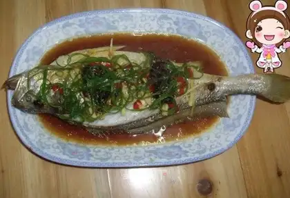 Steamed yellow croaker