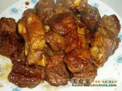Grilled pork ribs with soy beans