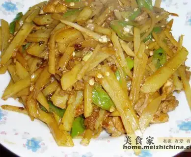 stir-fried pork with shredded potatoes