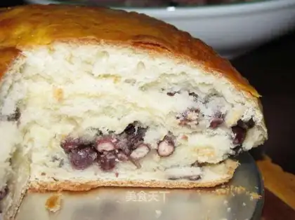 red bean bread