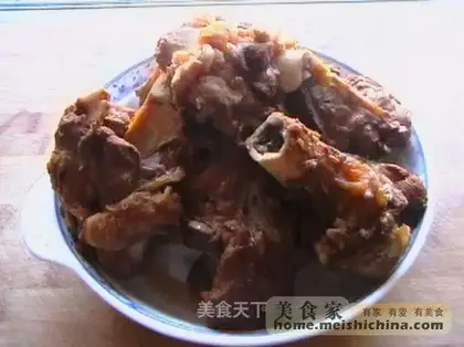 Sauce pork stick bone